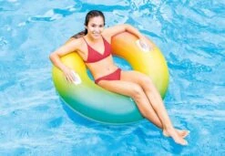 Intex Inflatable Pool Float | Rainbow Ombre Tube (48") 5 Intex Inflatable Pool Float | Rainbow Ombre Tube (48") -Swimming Pool Supplies 58202 in use